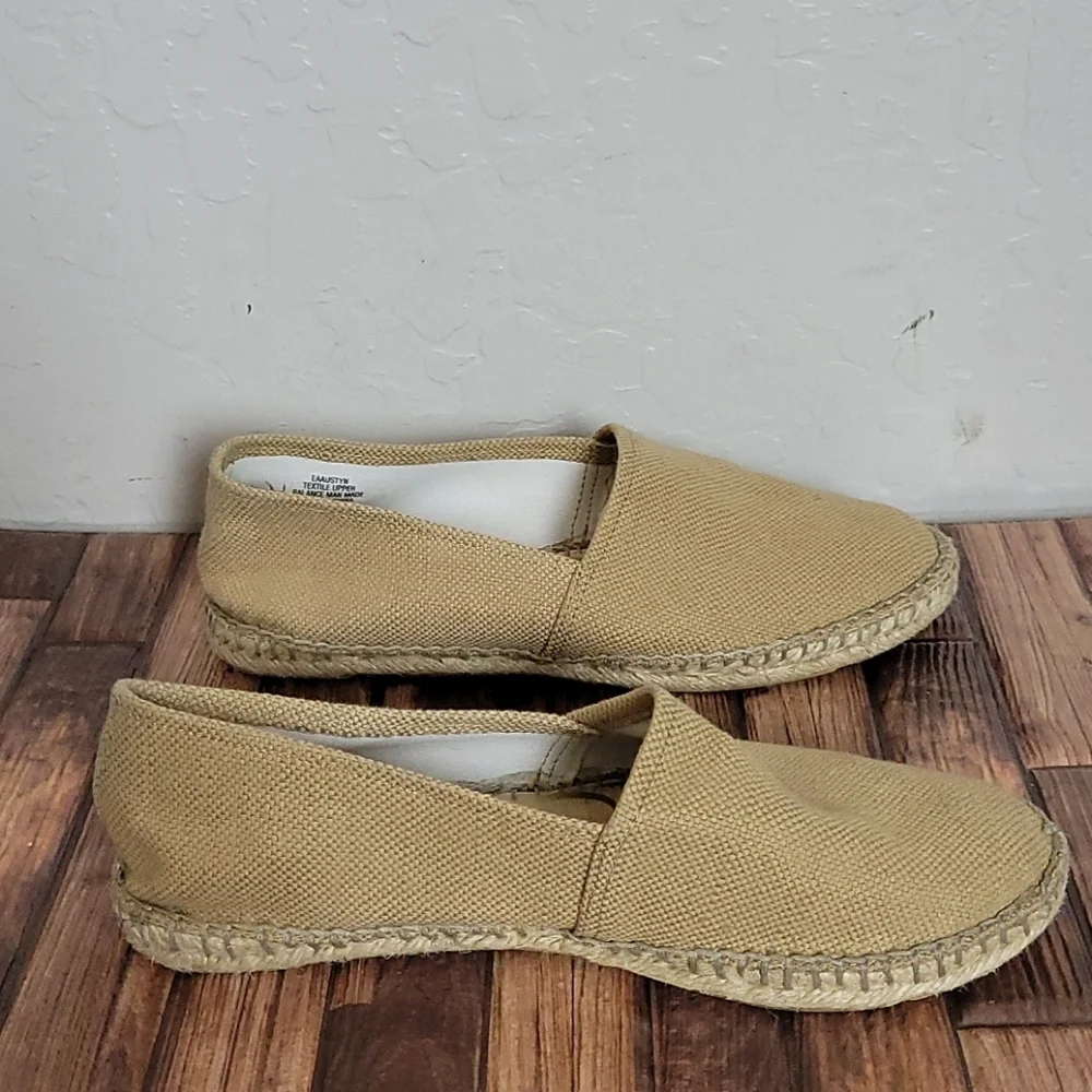 ENZO ANGIOLINI Eaaustyn Espadrille Flats 6